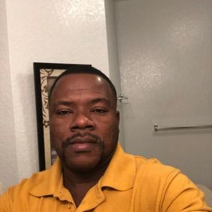 Meet your Posher, Marc